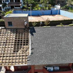 Troca de telhado de cerâmica por Telhas Shingle (vista aérea 1)